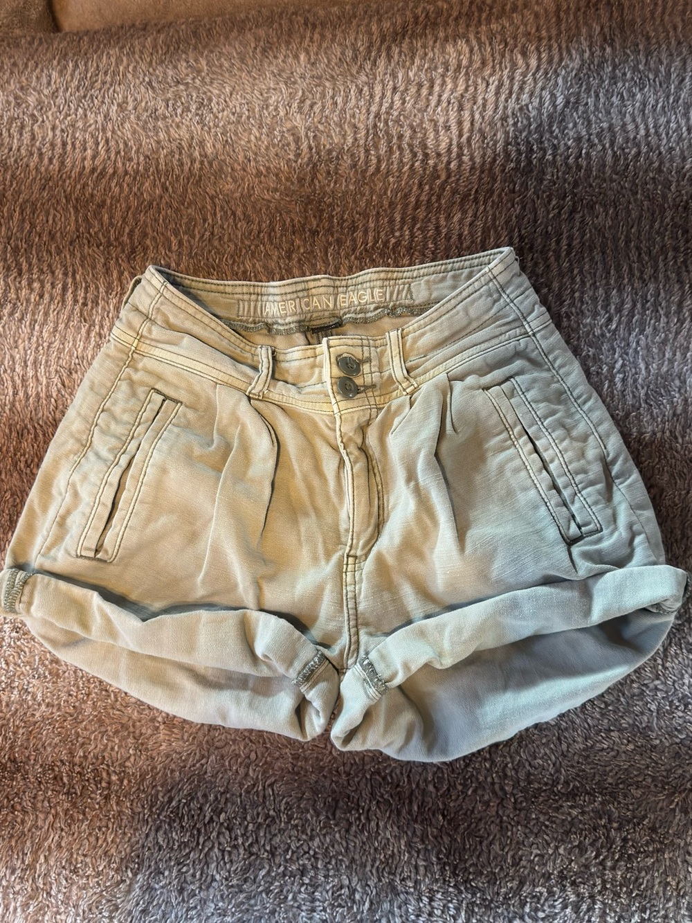 American Eagle Outfitters High-Waist Rolled Hem Shorts in Light Khaki